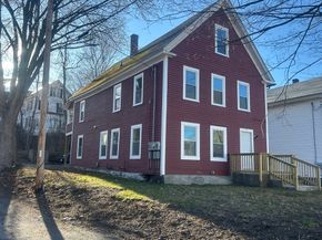 19 Pine St, Athol MA 01331