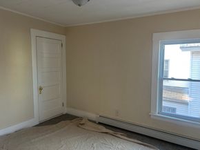 19 Pine St, Athol MA 01331