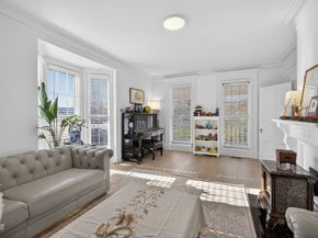 171A Lowell Ave A, Newton MA 02460