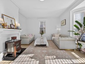 171A Lowell Ave A, Newton MA 02460
