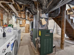 171A Lowell Ave A, Newton MA 02460