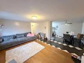 243 Boston Post Rd E 11, Marlborough MA 01752