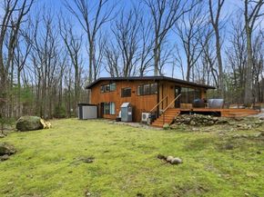 5 Gould Rd, Lexington MA 02420