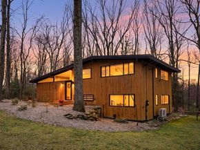 5 Gould Rd, Lexington MA 02420