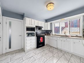 14 Oak Ter, Everett MA 02149