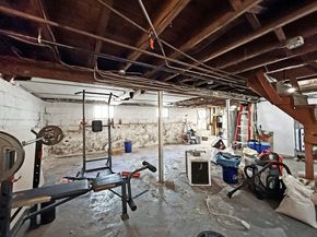 14 Oak Ter, Everett MA 02149