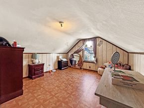 14 Oak Ter, Everett MA 02149