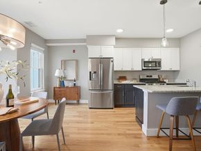 76 Boston St 76, Salem MA 01970