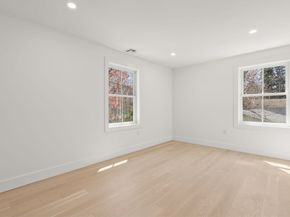 7 Nelson Road, Burlington MA 01803