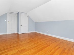 31 Oakledge Road, Waltham MA 02452