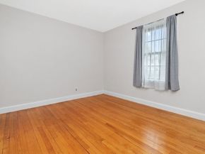 31 Oakledge Road, Waltham MA 02452