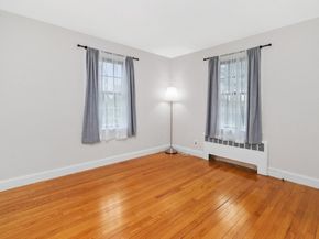 31 Oakledge Road, Waltham MA 02452