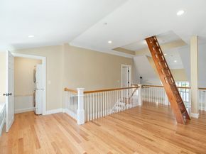 152 Water St 13, Danvers MA 01923