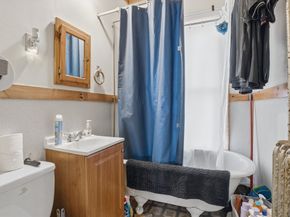 26-28 Wood St, Fitchburg MA 01420