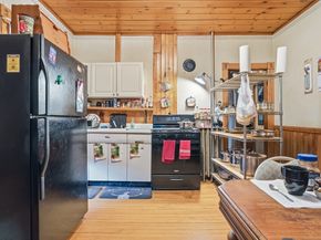 26-28 Wood St, Fitchburg MA 01420