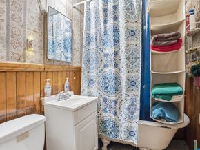 26-28 Wood St, Fitchburg MA 01420