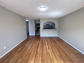 27 Gordon St 204, Framingham MA 01702