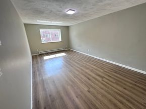 27 Gordon St 204, Framingham MA 01702