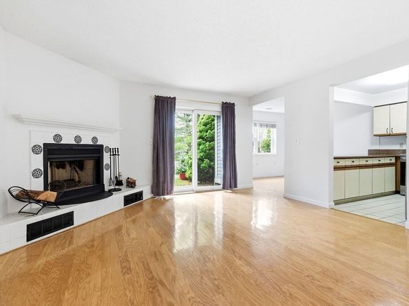 403 Tuckers Ln 403, Hingham MA 02043