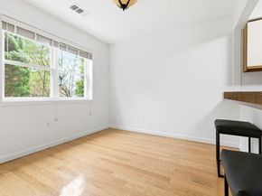403 Tuckers Ln 403, Hingham MA 02043