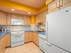250 Hammond Pond Parkway 705S, Newton MA 02467