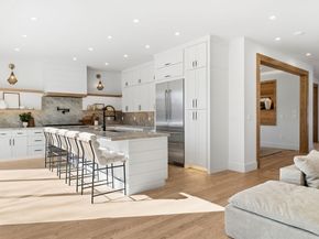 3 Brantwood Ln, Burlington MA 01803