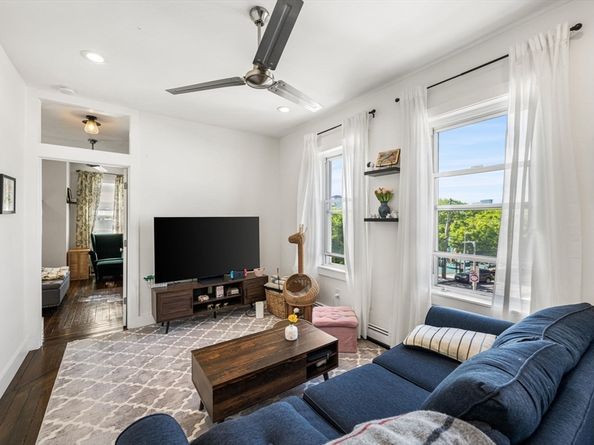 12 Pearl St 4, Boston MA 02129