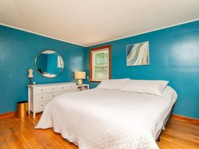 77 Clinton Rd, Weymouth MA 02189