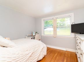 77 Clinton Rd, Weymouth MA 02189