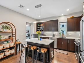 7 Howard St 4, Salem MA 01970