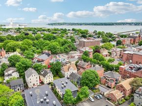 7 Howard St 4, Salem MA 01970