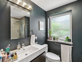 7 Howard St 4, Salem MA 01970