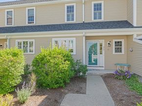 267 Allerton Commons Ln 267, Braintree MA 02184