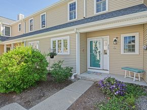 267 Allerton Commons Ln 267, Braintree MA 02184