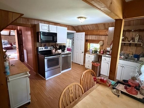 830 Main St, Hanson MA 02341