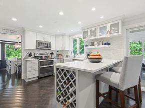 1 Leone Ln, Mendon MA 01756