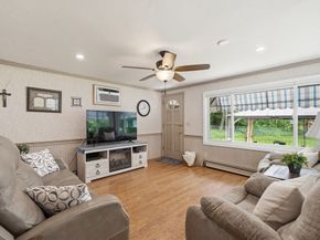 296 Bigelow St, Marlborough MA 01752