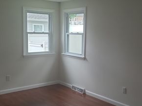 39 Westport Rd, Worcester MA 01605