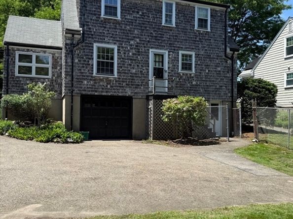 130 Winchester St, Newton MA 02461