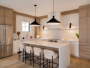15 South Waverly 15, Boston MA 02135