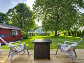 7 West St, Oxford MA 01540