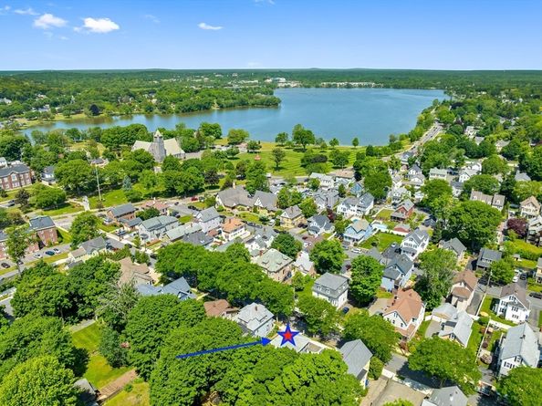 22 Park St A, Wakefield MA 01880