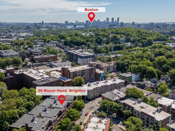 29 Mount Hood Rd 8, Boston MA 02135