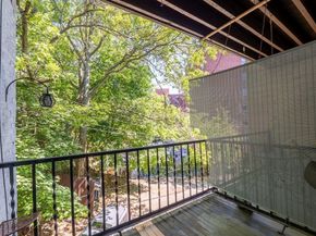 29 Mount Hood Rd 8, Boston MA 02135