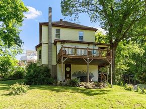 113 Simonds St, Fitchburg MA 01420