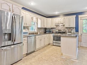 113 Simonds St, Fitchburg MA 01420