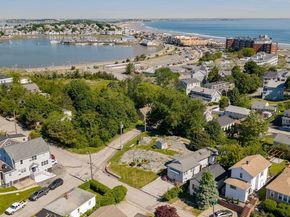 22 Wyola Rd, Hull MA 02045