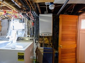 22 Wyola Rd, Hull MA 02045