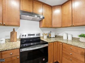 809 Auzerais Avenue 108, San Jose CA 95126