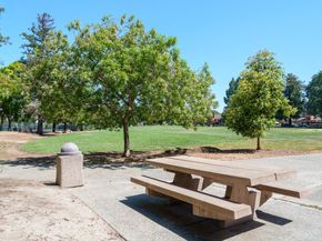 466 Costa Mesa Terrace D, Sunnyvale CA 94085